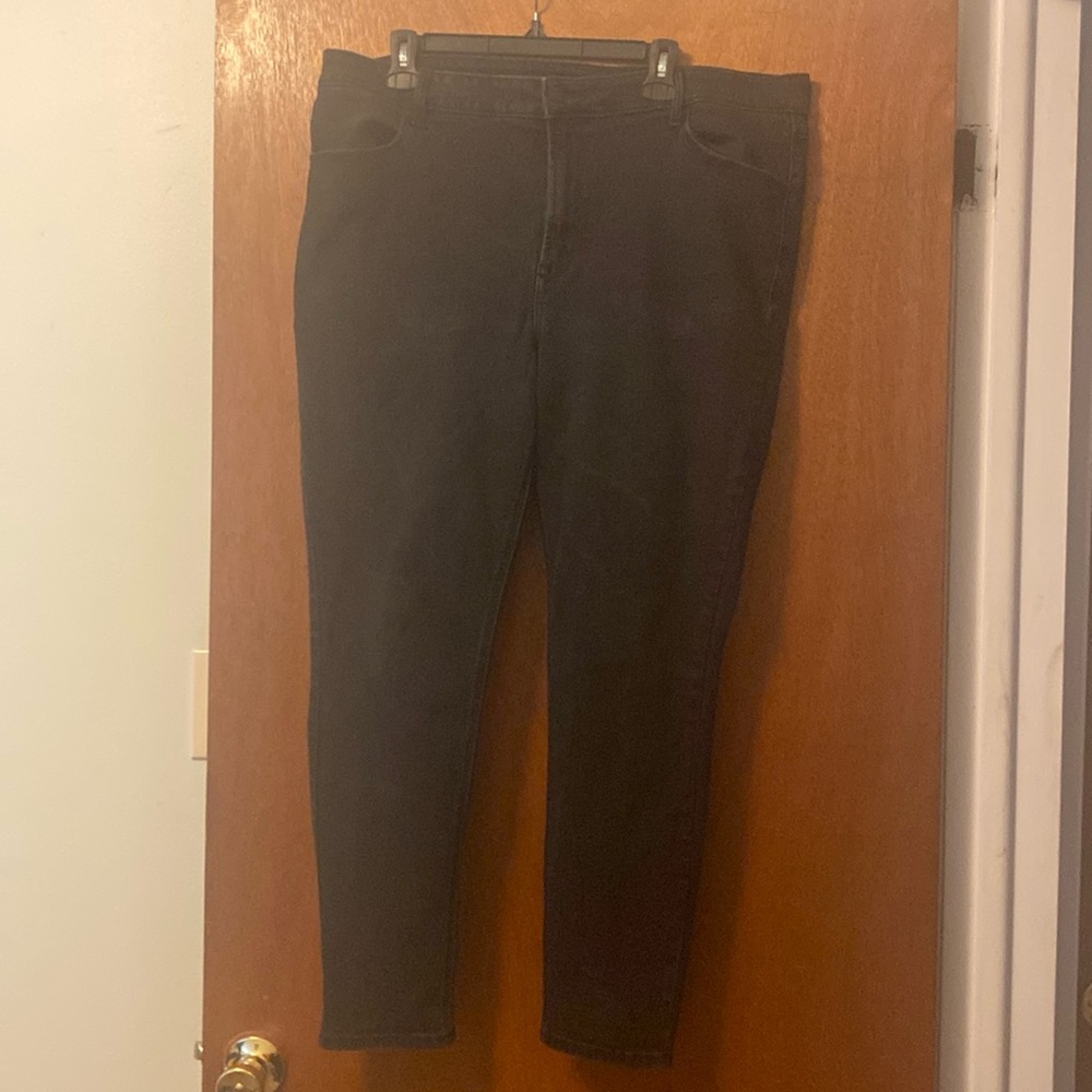 Old navy High Rise Super Skinny Black Jeans Size 18
